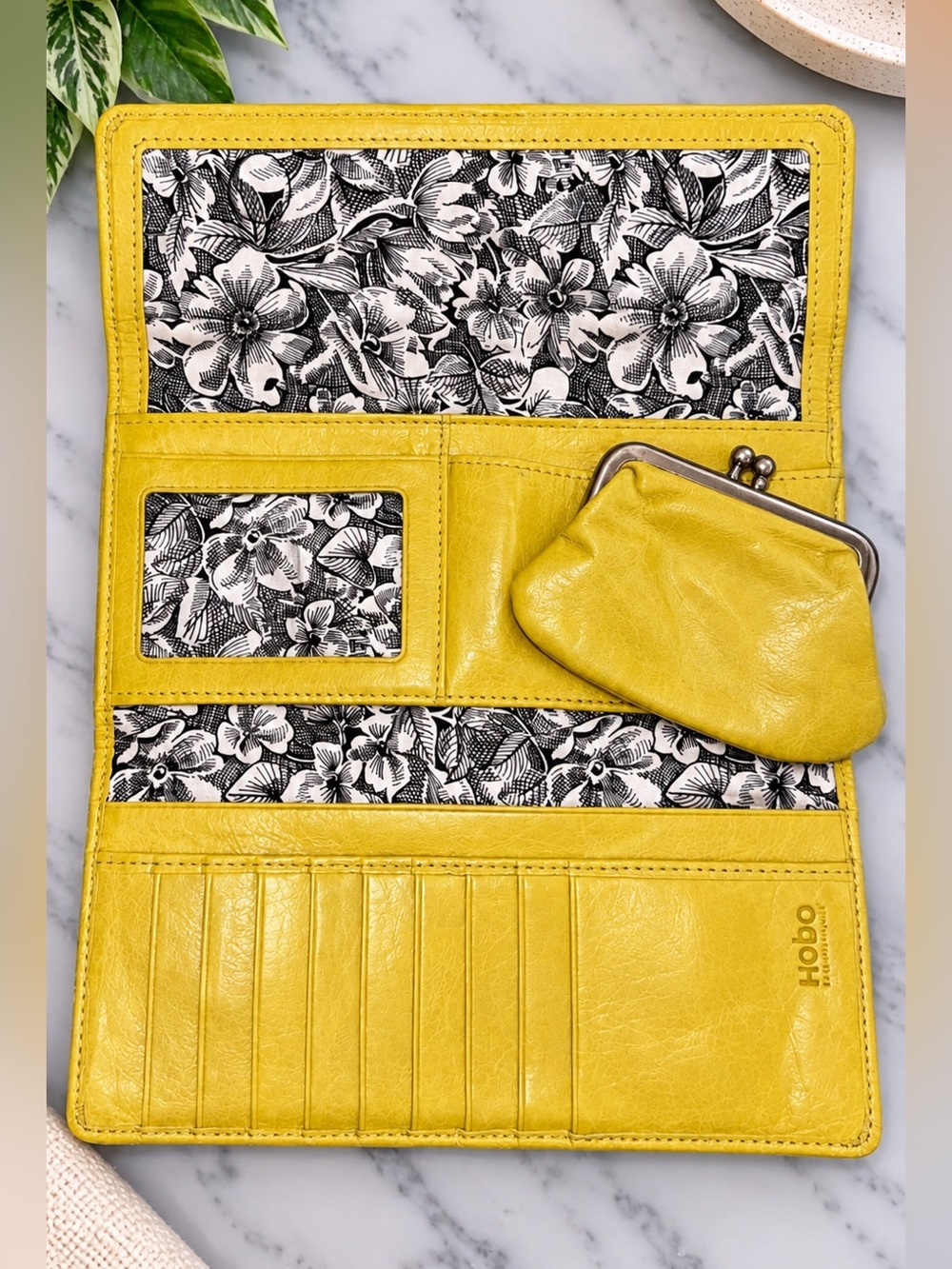 HOBO Continental Mustard Yellow Leather Wallet | Kiss-Lock Coin Purse